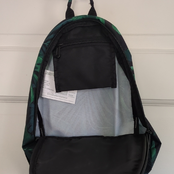 Dakine Green and Black Tropical Backpack - Picture 4 of 5